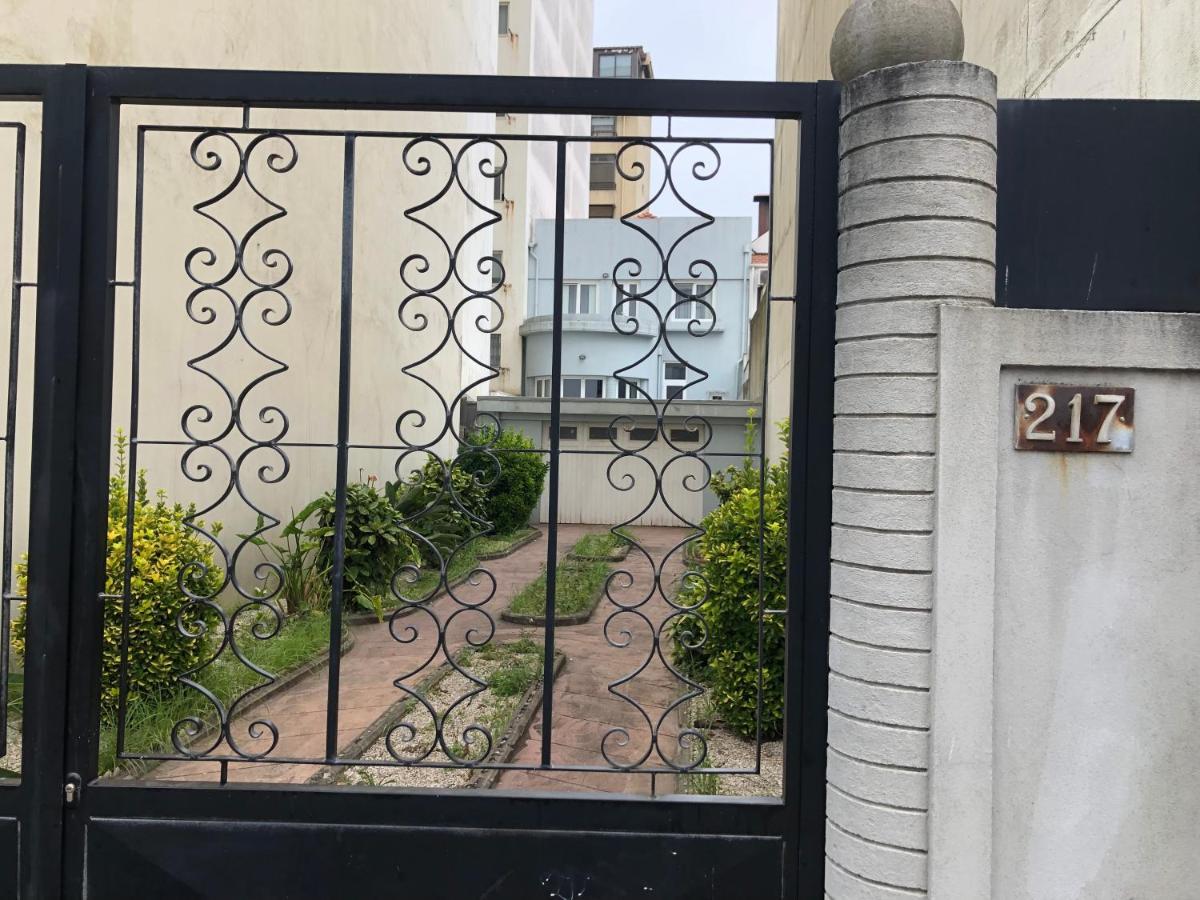 Godinho'S House Bed & Breakfast Matosinhos  Bagian luar foto